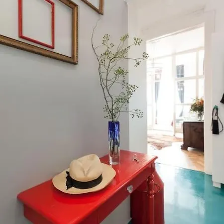 Stylish Flat For 5 In The Center Apartment