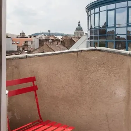 Apartment Stylish Flat For 5 In The Center Budapest