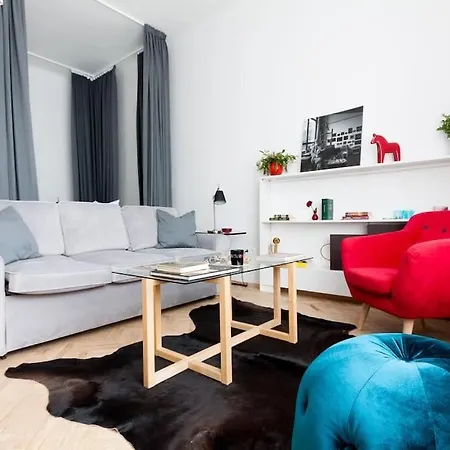 Stylish Flat For 5 In The Center *
